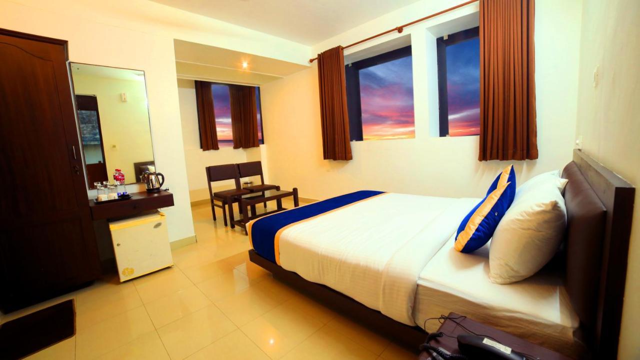Ss Beach Resort Varkala Extérieur photo