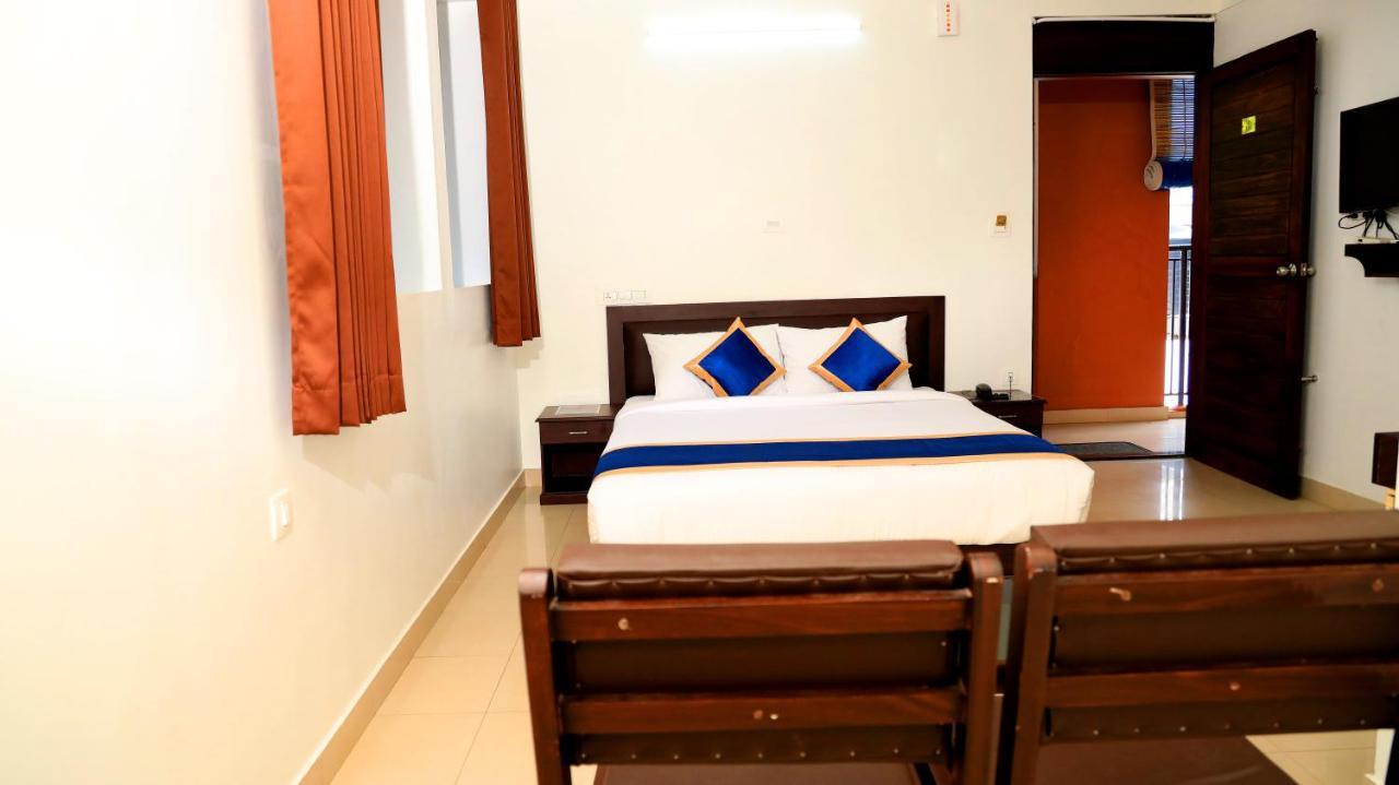Ss Beach Resort Varkala Extérieur photo