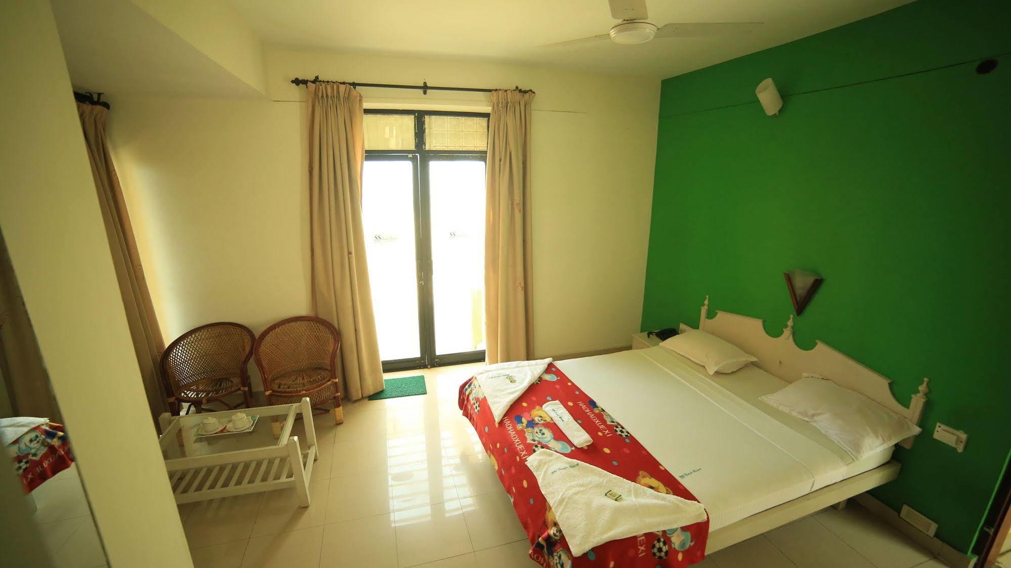 Ss Beach Resort Varkala Extérieur photo