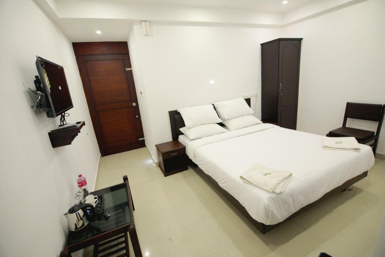 Ss Beach Resort Varkala Extérieur photo
